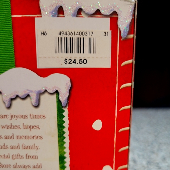 🥳SALE🥳Disney Snowglobe☃️ - Picture 7 of 12